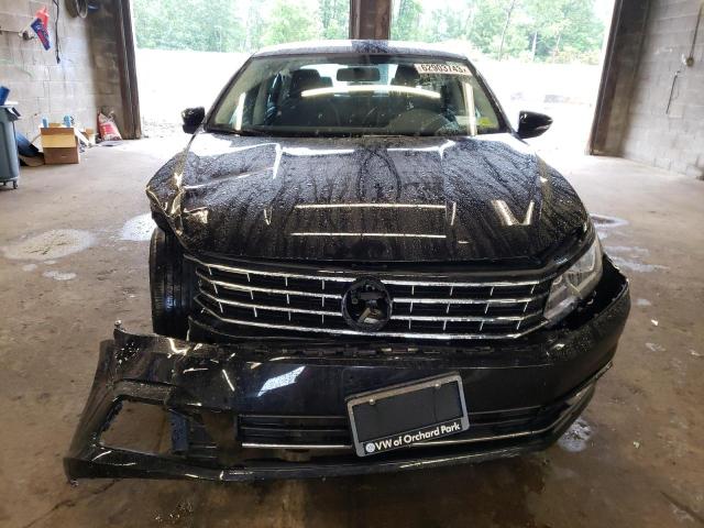 Photo 5 from auction – 2017 VOLKSWAGEN PASSAT with VIN 1VWAT7A30HC053219