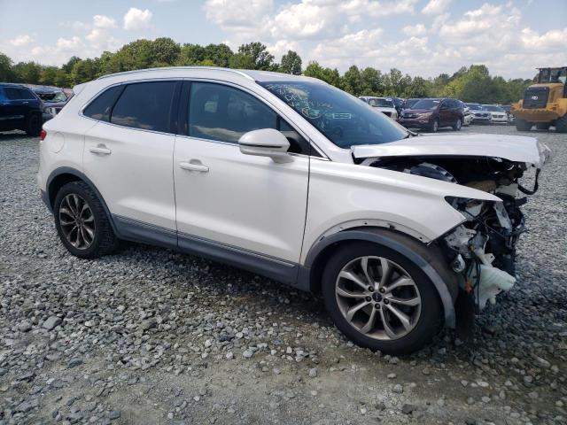 Photo 4 from auction – 2015 LINCOLN MKC with VIN 5LMCJ1A99FUJ18328