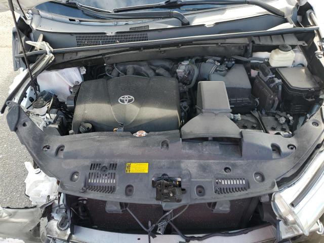 Photo 12 from auction – 2018 TOYOTA HIGHLANDER with VIN 5TDJZRFH4JS801251