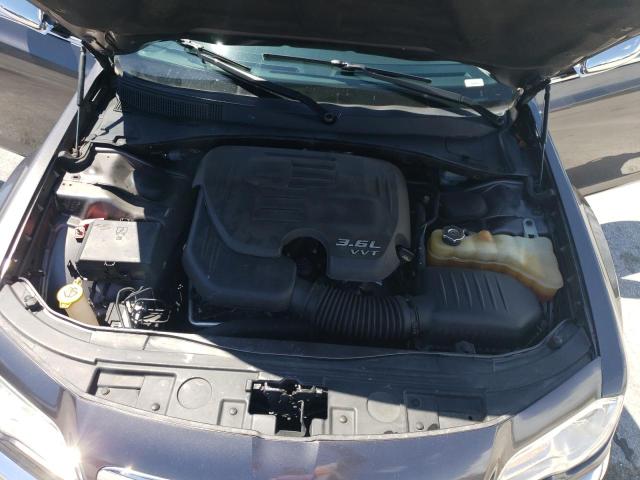 Photo 11 from auction – 2014 CHRYSLER 300C with VIN 2C3CCAEG3EH340556