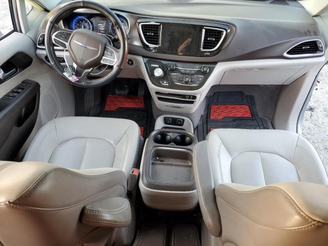 Photo 8 from auction – 2017 CHRYSLER PACIFICA T with VIN 2C4RC1BGXHR501803