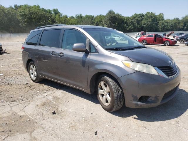 Photo 4 from auction – 2011 TOYOTA SIENNA LE with VIN 5TDKK3DC3BS013205