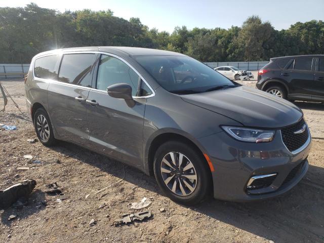 Photo 4 from auction – 2022 CHRYSLER PACIFICA H with VIN 2C4RC1L73NR160948