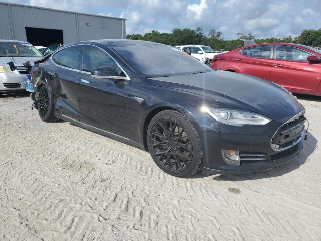 Снимка 4 от търг – 2016 TESLA MODEL S с VIN 5YJSA1E2XGF130580