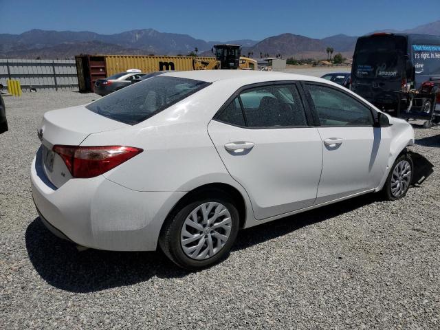 Фото 3 с аукциона – 2017 TOYOTA COROLLA L с VIN 5YFBURHEXHP601340