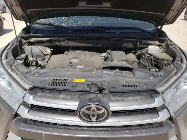 Photo 11 from auction – 2019 TOYOTA HIGHLANDER with VIN 5TDJZRFHXKS595287