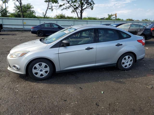 FORD FOCUS 2014 with VIN 1FADP3E28EL454873 - Photo from auction
