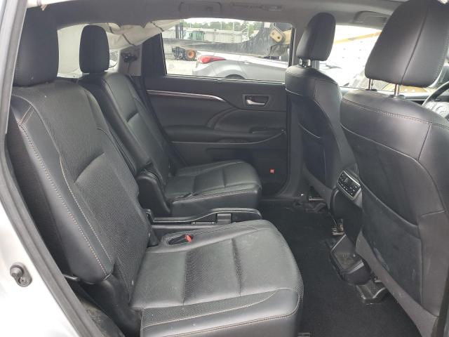 Photo 10 from auction – 2016 TOYOTA HIGHLANDER with VIN 5TDYKRFH0GS123402