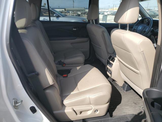 Photo 11 from auction – 2017 HONDA PILOT ELIT with VIN 5FNYF6H08HB057486