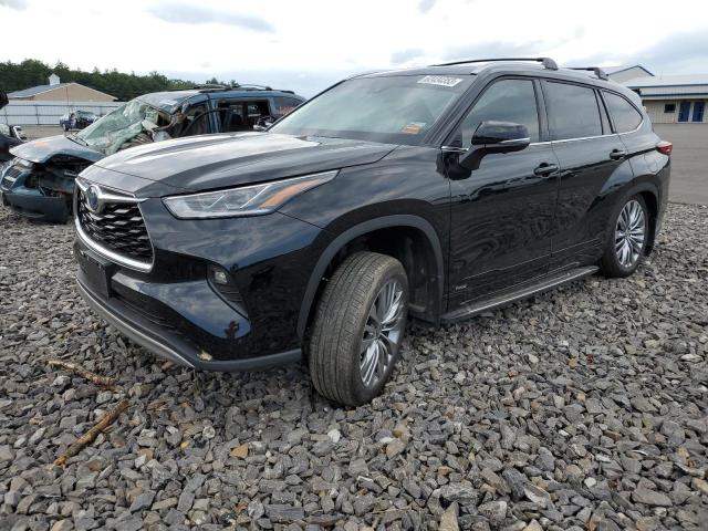 TOYOTA HIGHLANDER 2023 with VIN 5TDEBRCH6PS117627 - Photo from auction