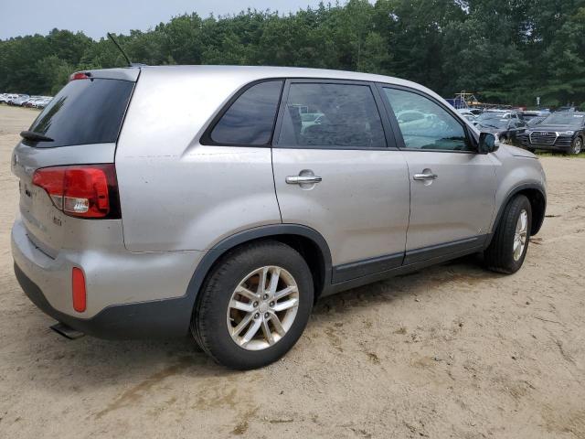 Photo 3 from auction – 2015 KIA SORENTO LX with VIN 5XYKTCA63FG614788