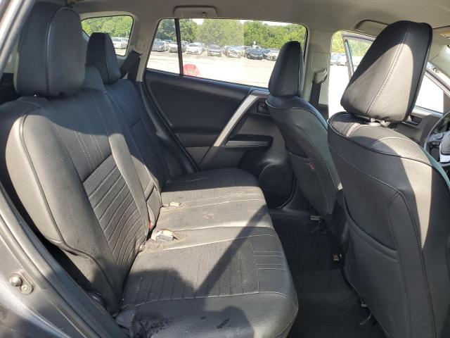 Photo 10 from auction – 2017 TOYOTA RAV4 LE with VIN JTMBFREV3HD210886