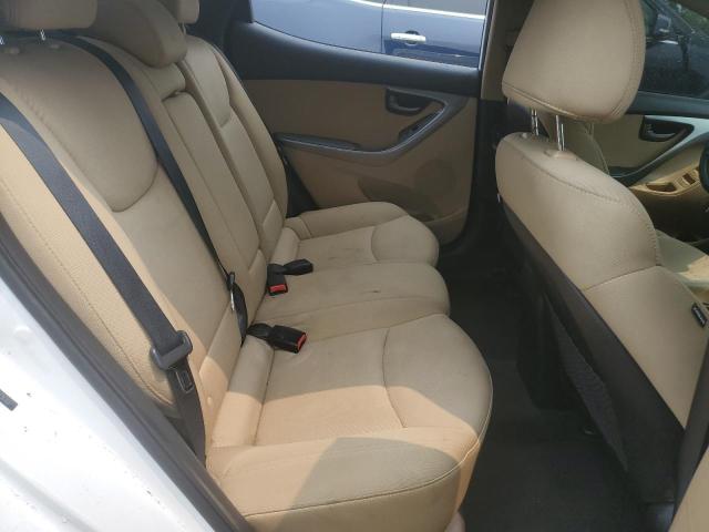 Photo 10 from auction – 2012 HYUNDAI ELANTRA GL with VIN 5NPDH4AE6CH134353
