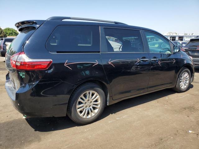 Photo 3 from auction – 2016 TOYOTA SIENNA XLE with VIN 5TDYK3DC6GS726908