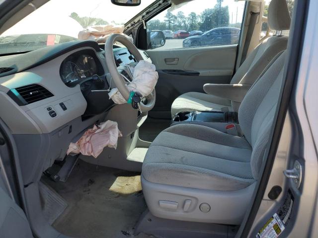 Photo 7 from auction – 2012 TOYOTA SIENNA LE with VIN 5TDKK3DC9CS234728