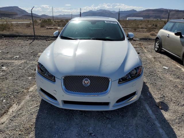 Photo 5 from auction – 2015 JAGUAR XF 2.0T PR with VIN SAJWA0FS6FPU56571