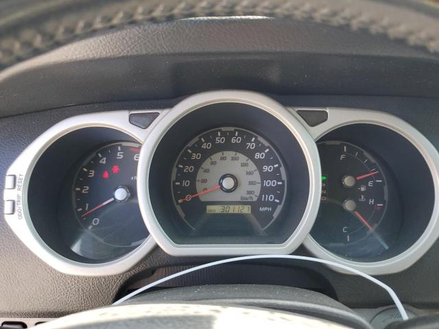 Photo 9 from auction – 2004 TOYOTA 4RUNNER SR with VIN JTEZU14RX40040873