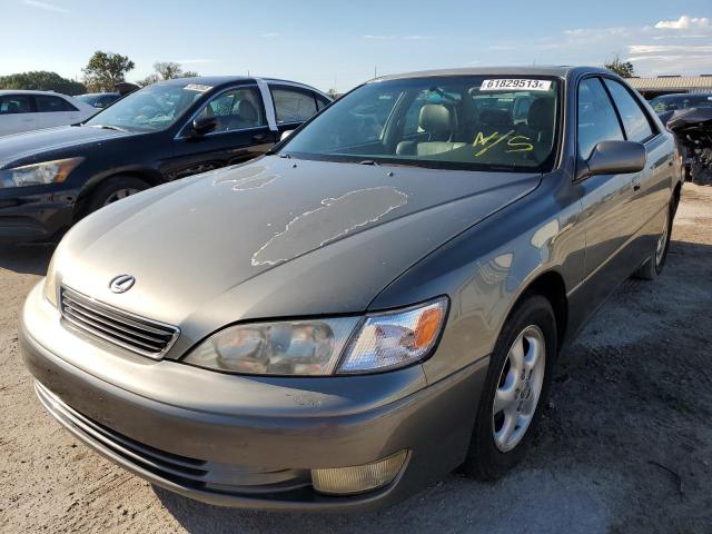 LEXUS ES 300 1997 with VIN JT8BF22G5V5005846 - Photo from auction