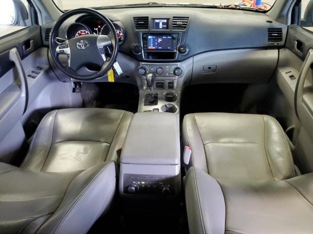 Photo 8 from auction – 2013 TOYOTA HIGHLANDER with VIN 5TDBK3EH6DS202203