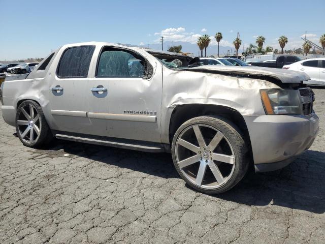 Photo 4 from auction – 2007 CHEVROLET AVALANCHE with VIN 3GNEC120X7G313828
