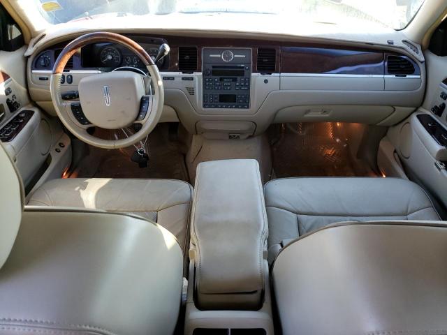 Photo 8 from auction – 2006 LINCOLN TOWN CAR D with VIN 1LNHM83V46Y644944