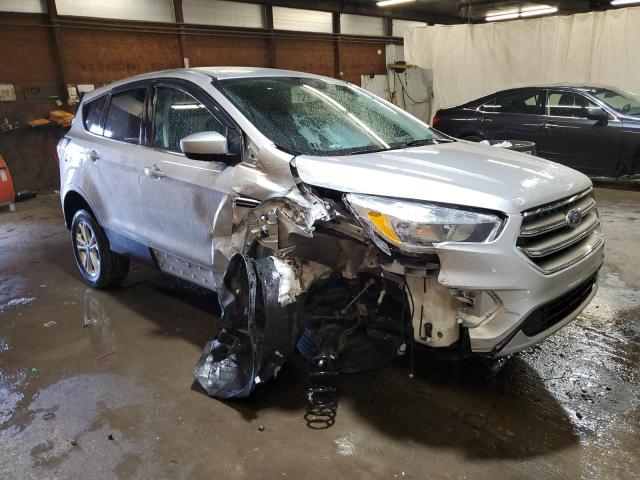 Photo 4 from auction – 2017 FORD ESCAPE SE with VIN 1FMCU0GDXHUE90845