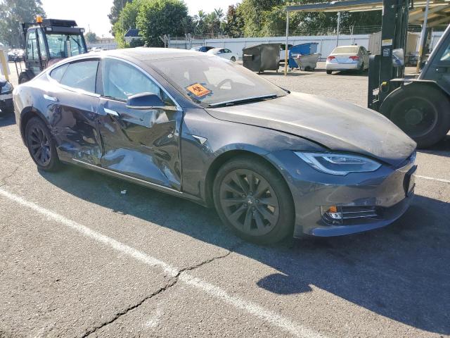 Photo 4 from auction – 2018 TESLA MODEL S with VIN 5YJSA1E28JF272577