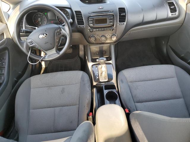 Photo 8 from auction – 2017 KIA FORTE LX with VIN 3KPFK4A78HE015694
