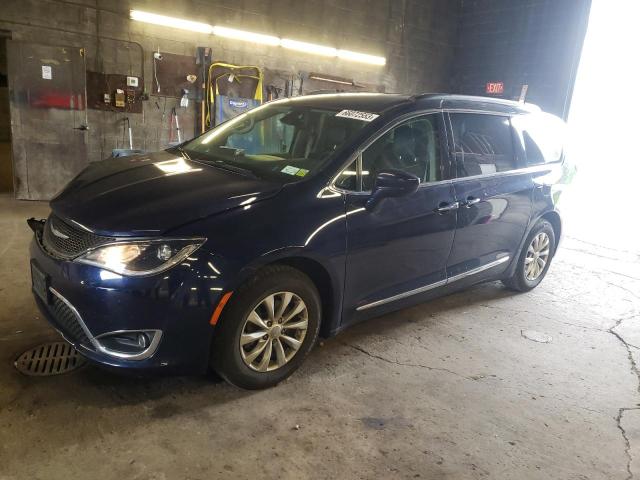 CHRYSLER PACIFICA T 2017 with VIN 2C4RC1BG4HR832604 - Photo from auction