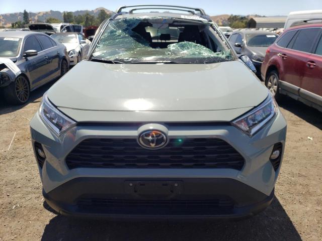 Photo 5 from auction – 2019 TOYOTA RAV4 XLE with VIN 2T3W1RFV5KC007637