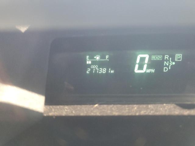 Photo 9 from auction – 2005 TOYOTA PRIUS with VIN JTDKB20U353071488