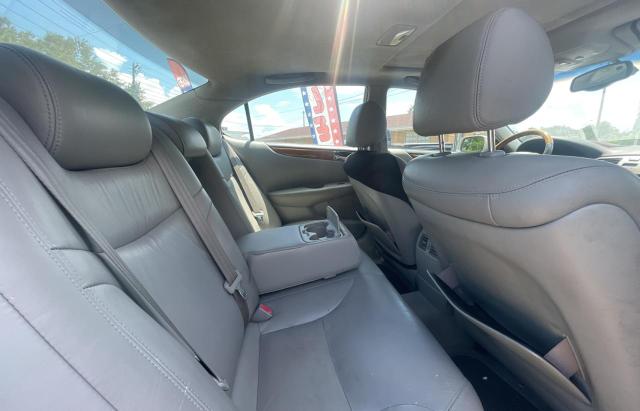 Photo 6 from auction – 2005 LEXUS ES 330 with VIN JTHBA30G355129380