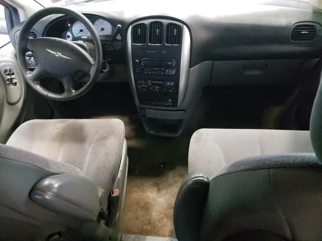 Photo 8 from auction – 2006 CHRYSLER TOWN & COU with VIN 2A4GP54L96R828259