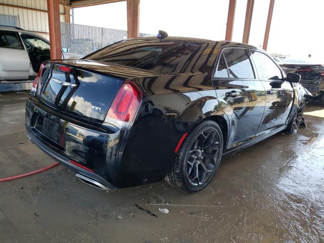 Photo 3 from auction – 2019 CHRYSLER 300 S with VIN 2C3CCABG3KH566192