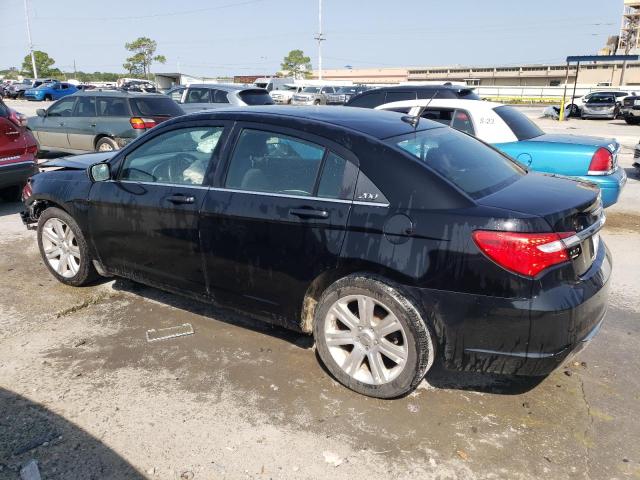 Photo 2 from auction – 2013 CHRYSLER 200 LX with VIN 1C3CCBABXDN704655