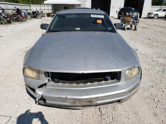 Photo 5 from auction – 2005 FORD MUSTANG with VIN 1ZVFT80N855149176