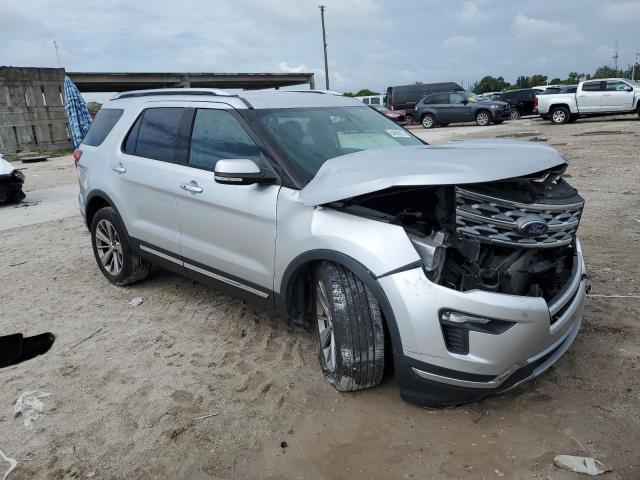 Photo 4 from auction – 2018 FORD EXPLORER L with VIN 1FM5K7F81JGA27671