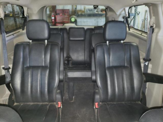 Photo 10 from auction – 2011 CHRYSLER TOWN & COU with VIN 2A4RR8DG0BR758331