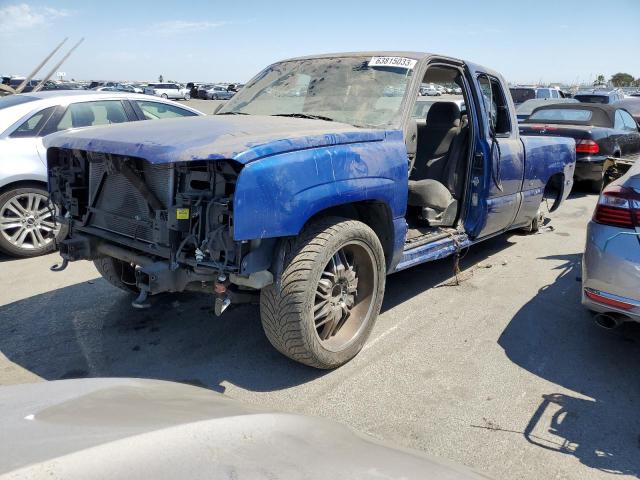 CHEVROLET SILVERADO 2004 with VIN 2GCEC19V741335560 - Photo from auction