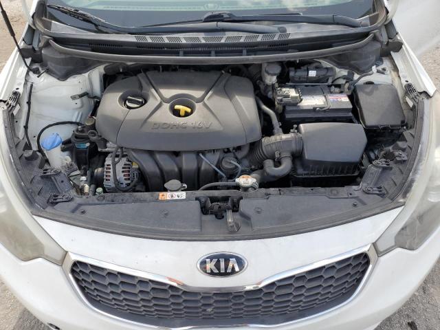 Photo 11 from auction – 2016 KIA FORTE LX with VIN KNAFK4A69G5570765