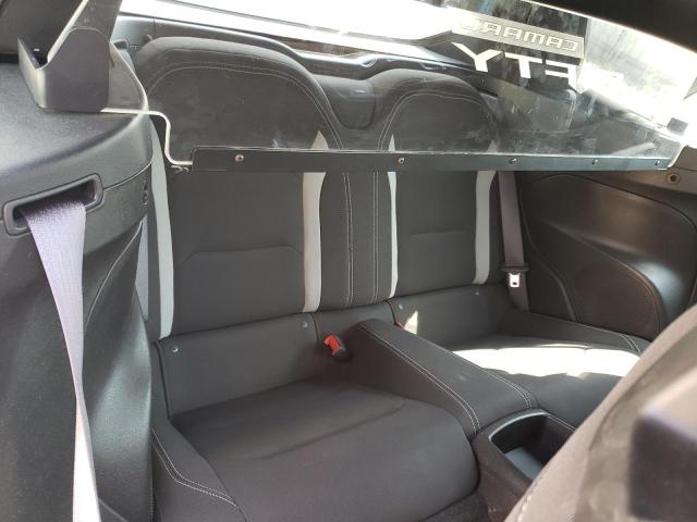 Photo 10 from auction – 2017 CHEVROLET CAMARO LT with VIN 1G1FB3DX6H0108494