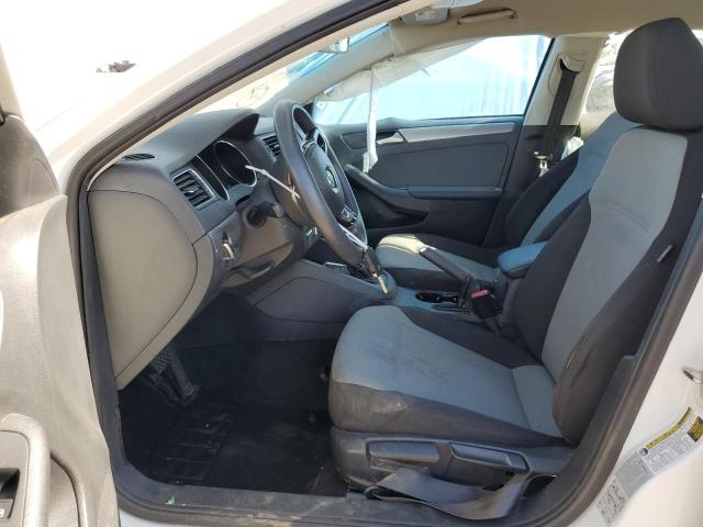 Photo 7 from auction – 2017 VOLKSWAGEN JETTA S with VIN 3VW2B7AJ6HM204343