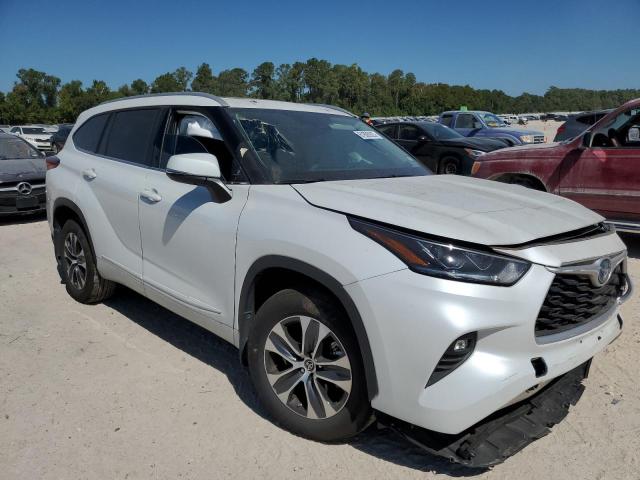 Photo 4 from auction – 2022 TOYOTA HIGHLANDER with VIN 5TDAARAH6NS514322