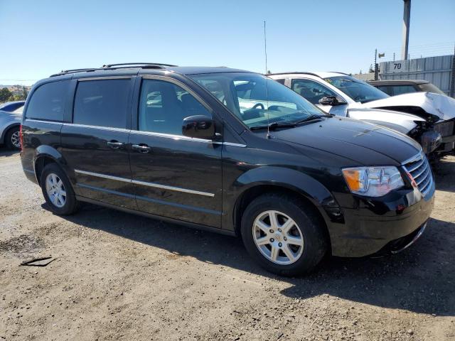 Photo 4 from auction – 2010 CHRYSLER TOWN & COU with VIN 2A4RR5D17AR285570