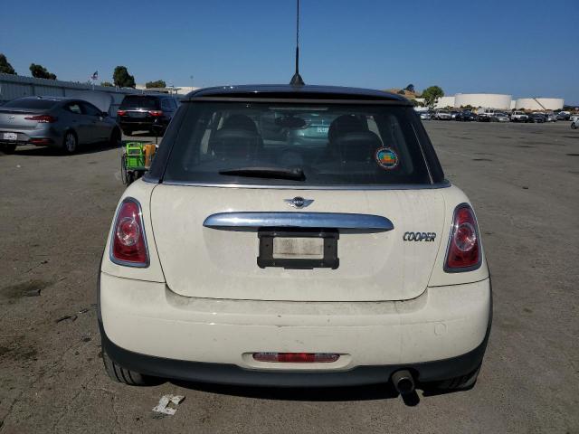 Photo 6 from auction – 2011 MINI COOPER with VIN WMWSU3C58BT096903
