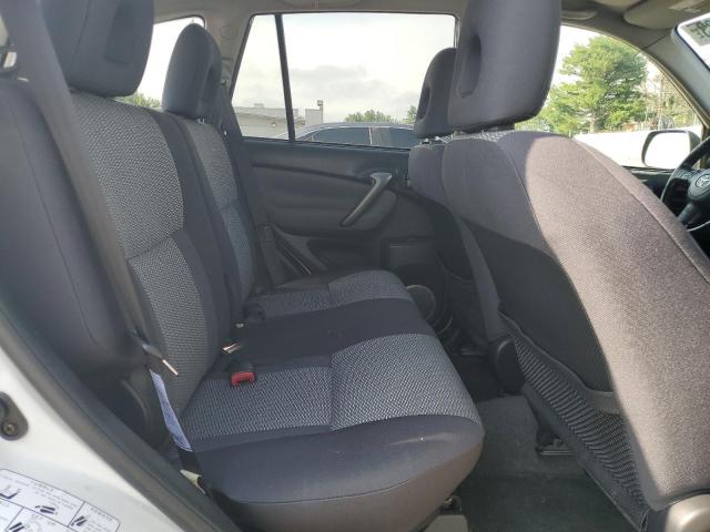 Photo 11 from auction – 2004 TOYOTA RAV4 with VIN JTEHD20V740006054