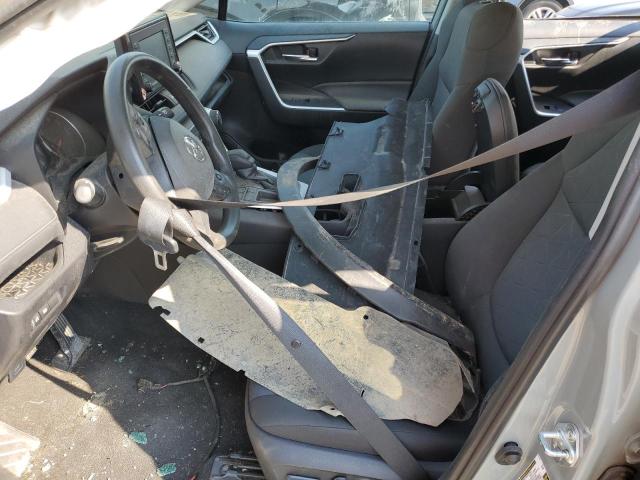 Photo 7 from auction – 2022 TOYOTA RAV4 XLE with VIN 2T3W1RFV5NW190878