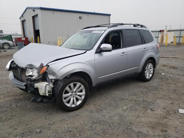 SUBARU FORESTER L 2013 with VIN JF2SHAFC9DH401743 - Photo from auction