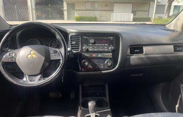 Photo 9 from auction – 2016 MITSUBISHI OUTLANDER with VIN JA4AD2A35GZ015803