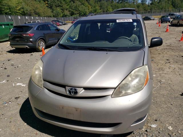 Photo 5 from auction – 2010 TOYOTA SIENNA CE with VIN 5TDKK4CC4AS324244